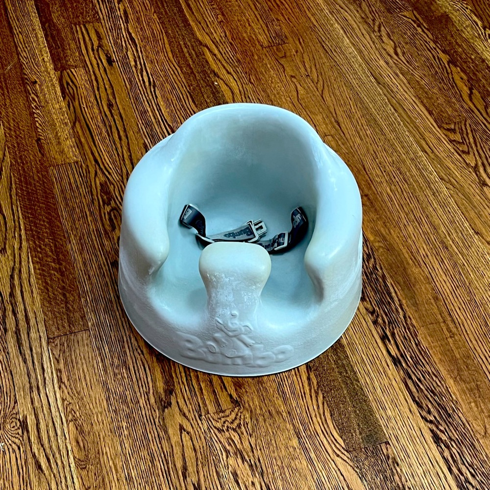Bumbo seat